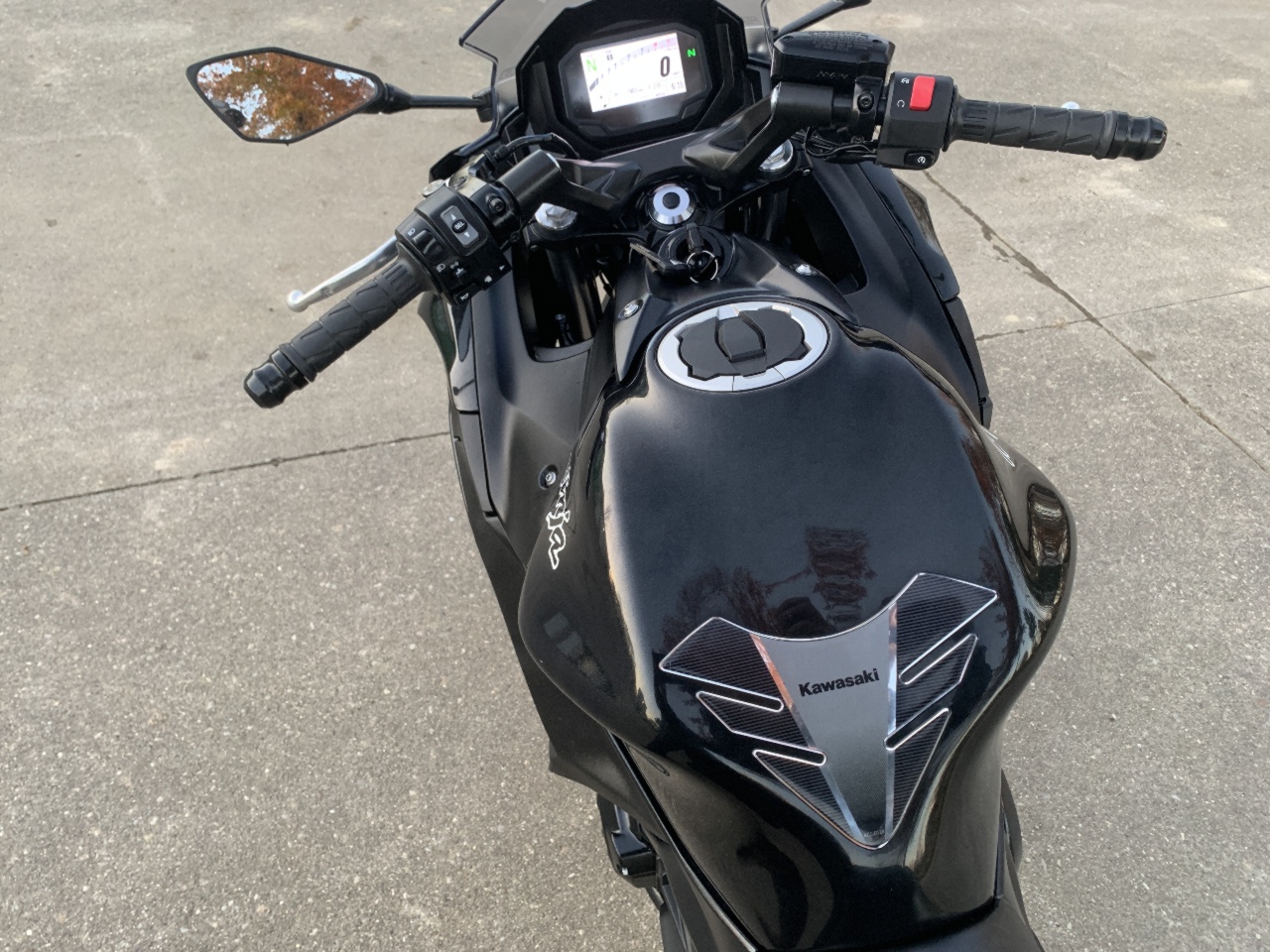 2025 Kawasaki Ninja 650 ABS KRTC 